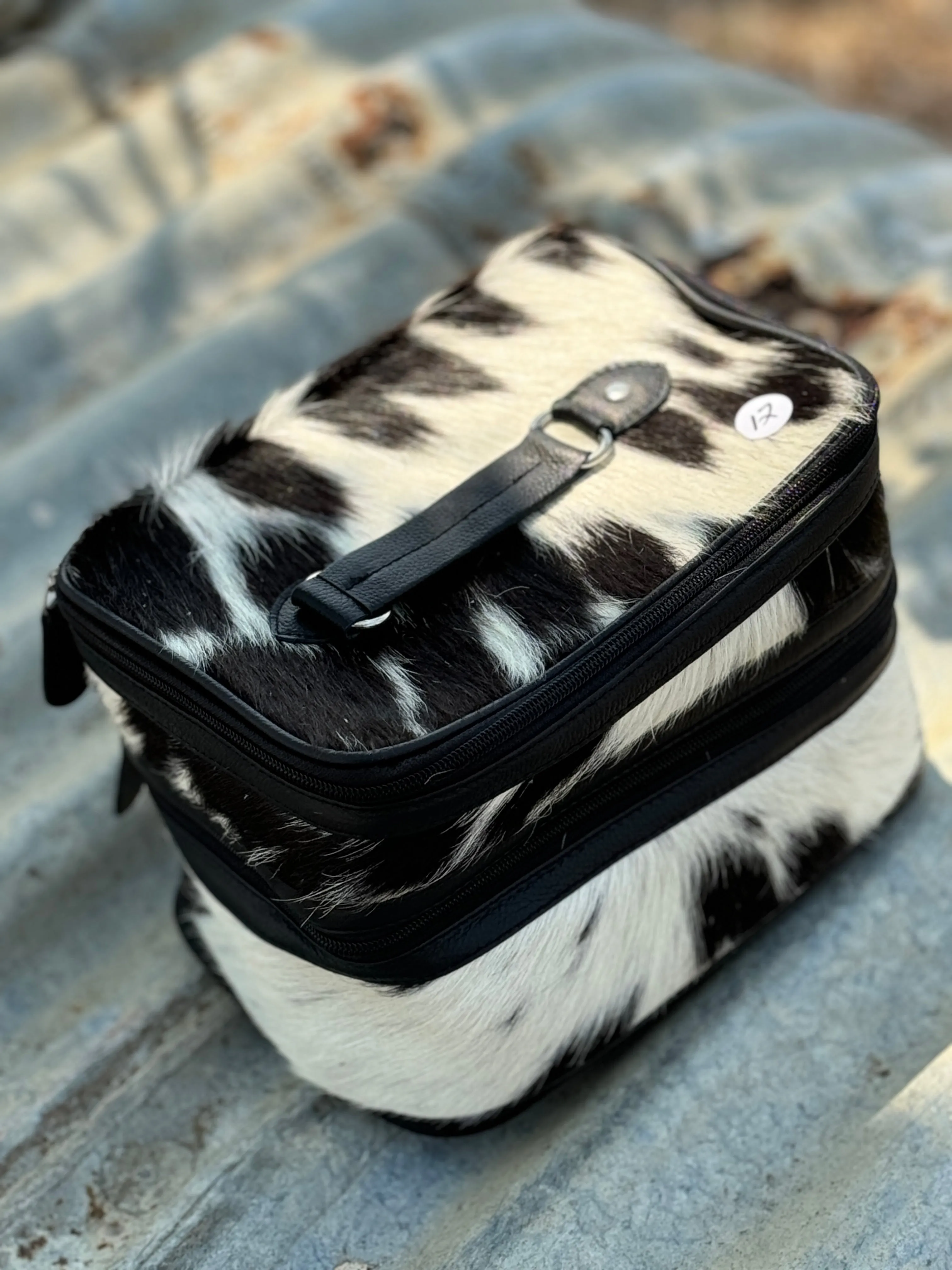 Cowhide Beauty Case #12 Black