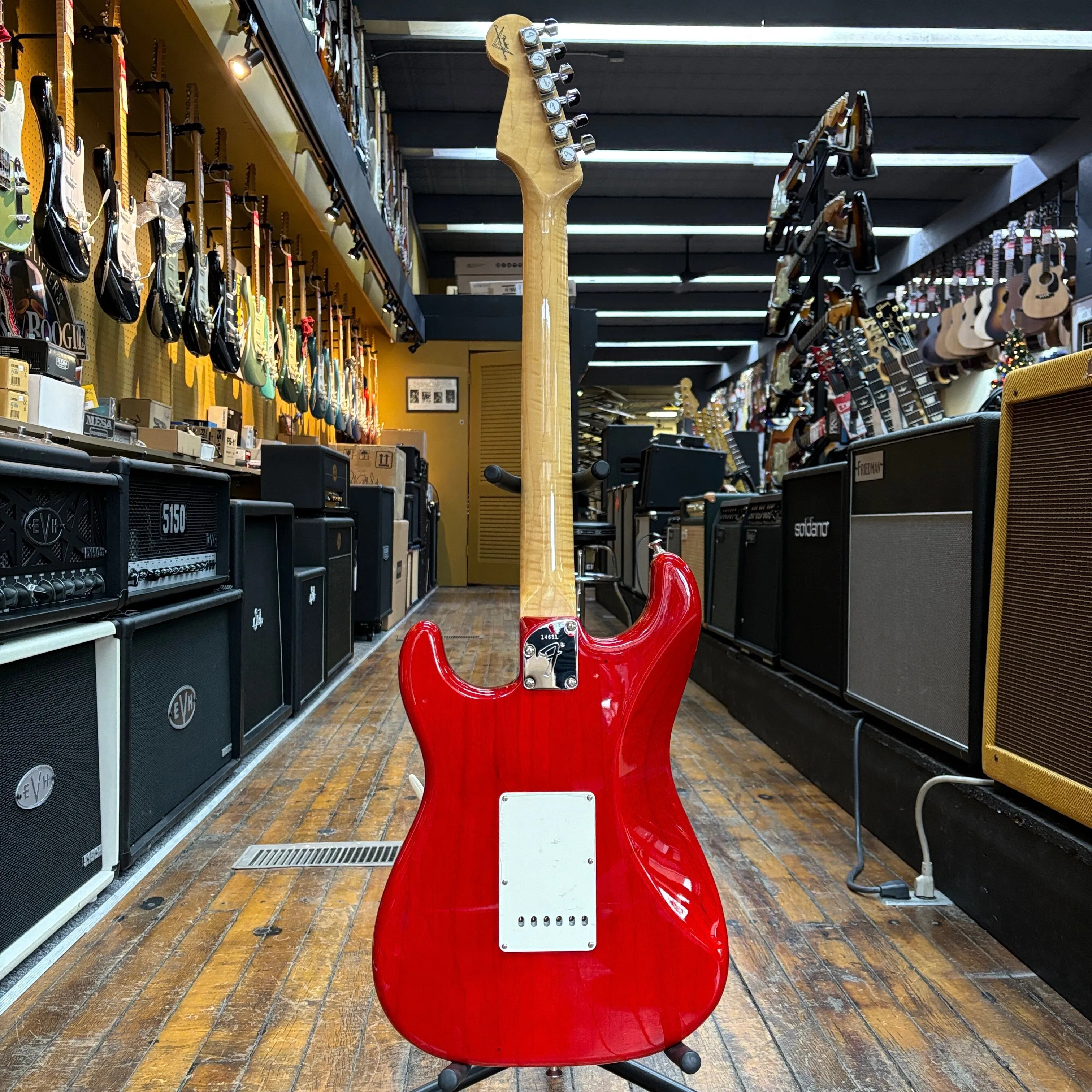 Fender Custom Shop American Custom Stratocaster 2022 Crimson Red Transparent w/Hard Case, All Materials