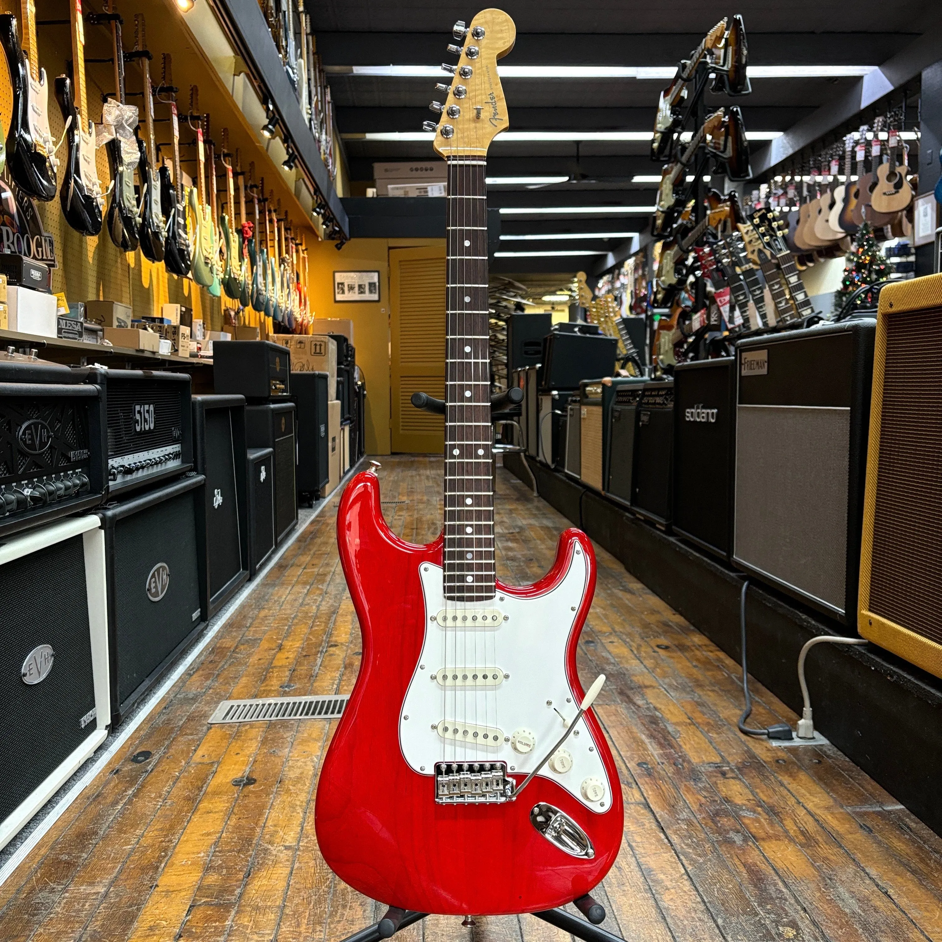 Fender Custom Shop American Custom Stratocaster 2022 Crimson Red Transparent w/Hard Case, All Materials