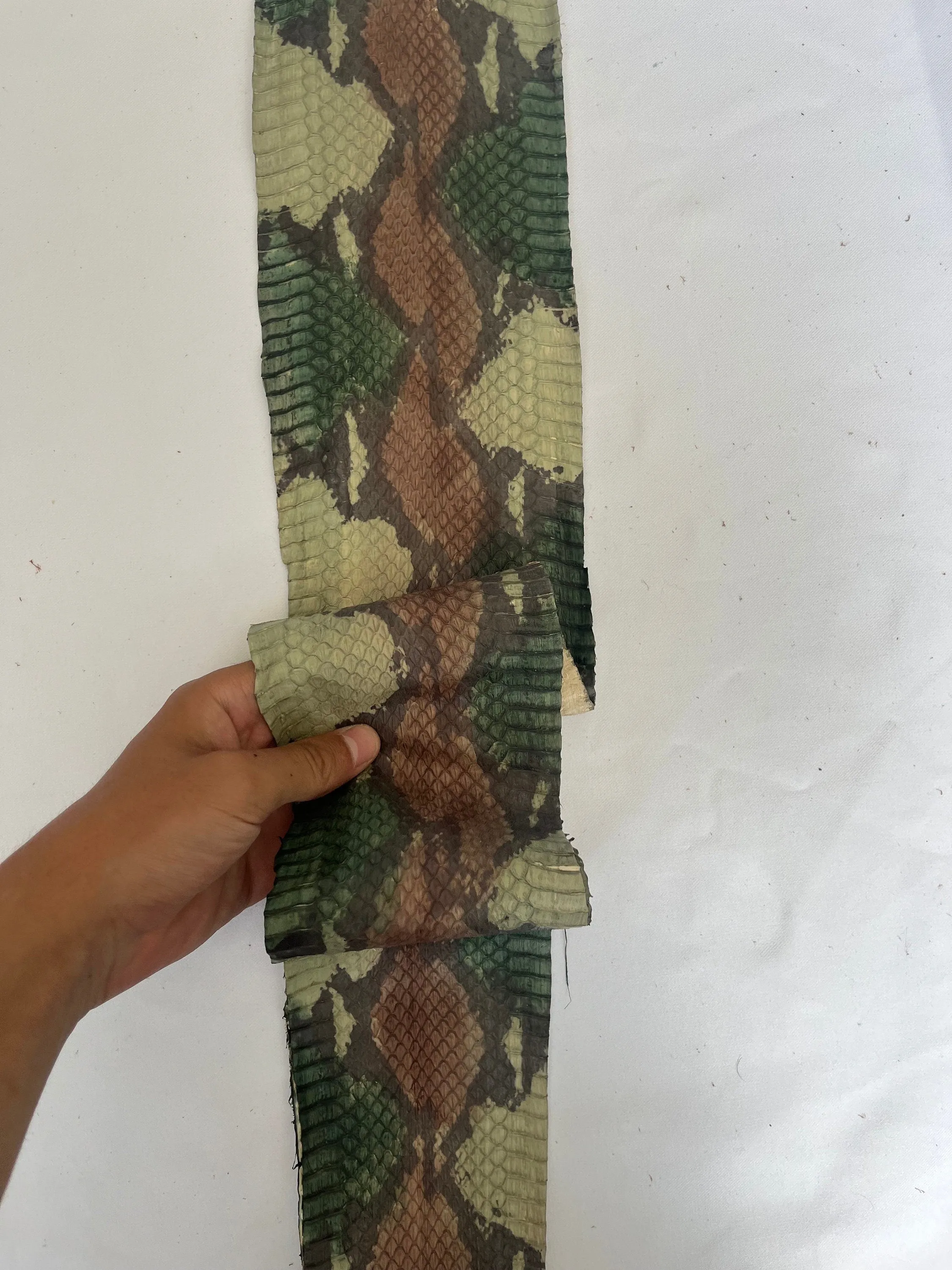 Genuine snake leather hide, thin and glossy color camo, thickness 0,3mm(1 oz)