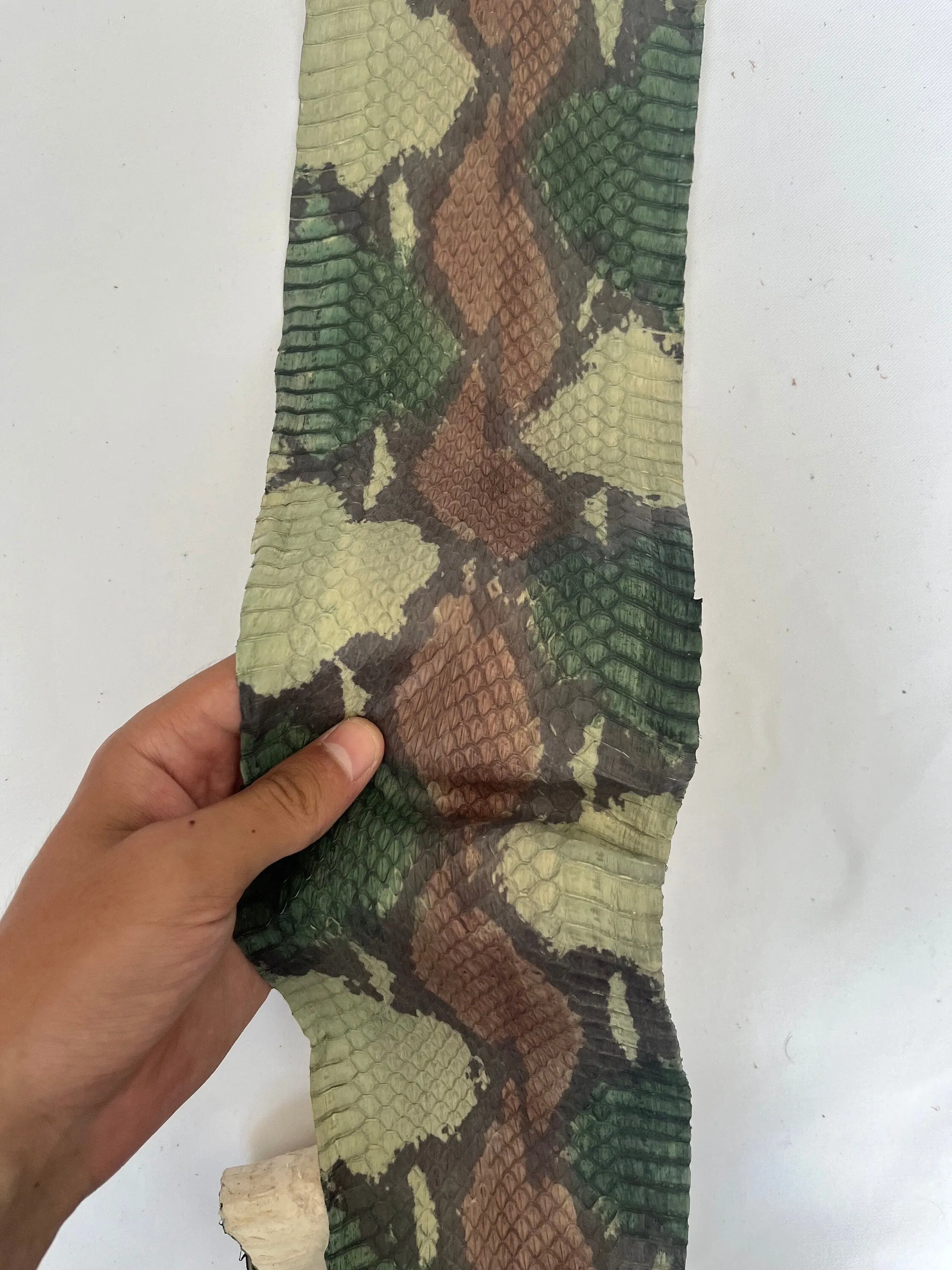 Genuine snake leather hide, thin and glossy color camo, thickness 0,3mm(1 oz)