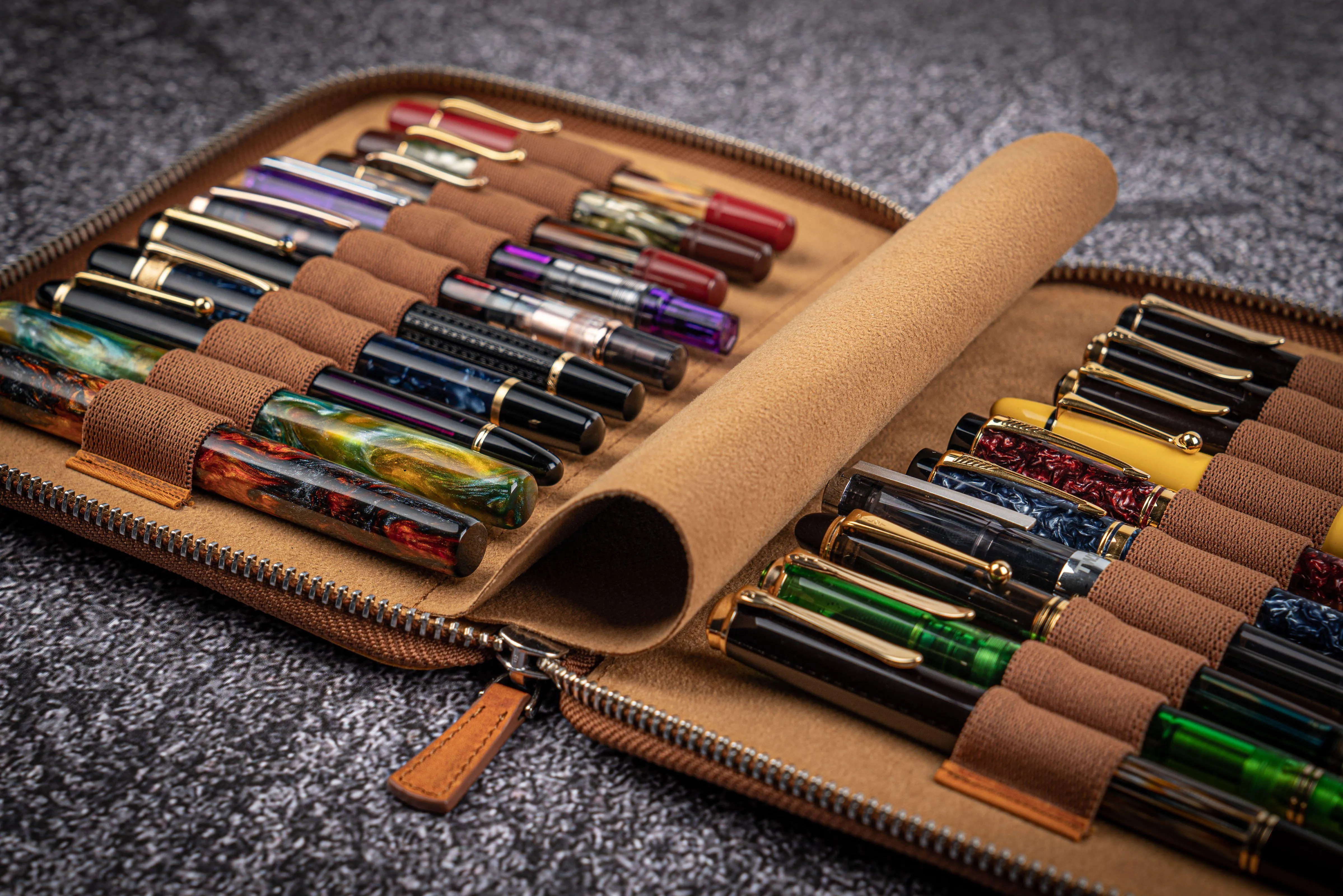 Leather Zippered 20 Slots Pen Case - Crazy Horse Brown