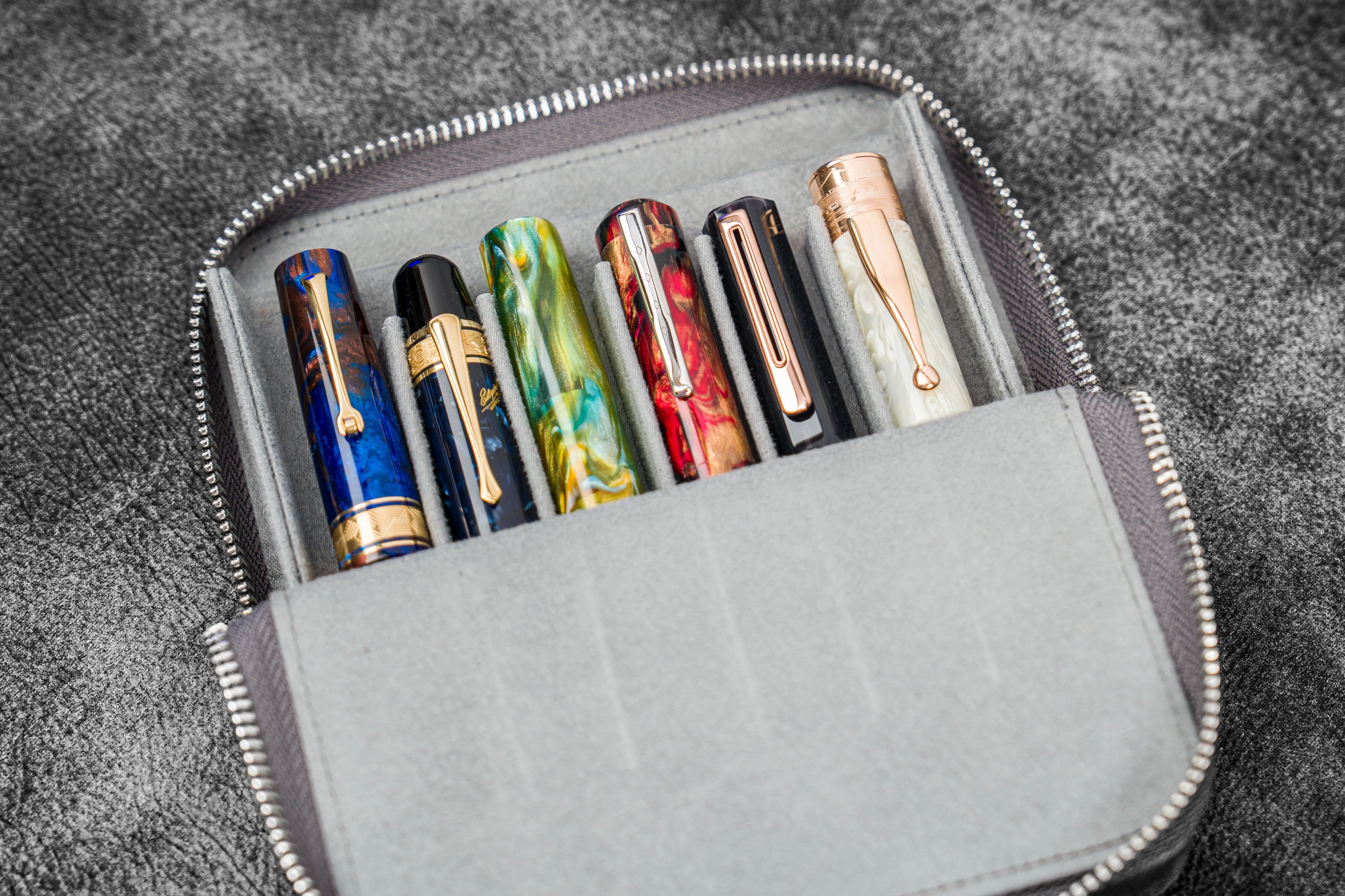 Leather Zippered Magnum Opus 6 Slots Hard Pen Case with Removable Pen Tray - Crazy Horse Smoky