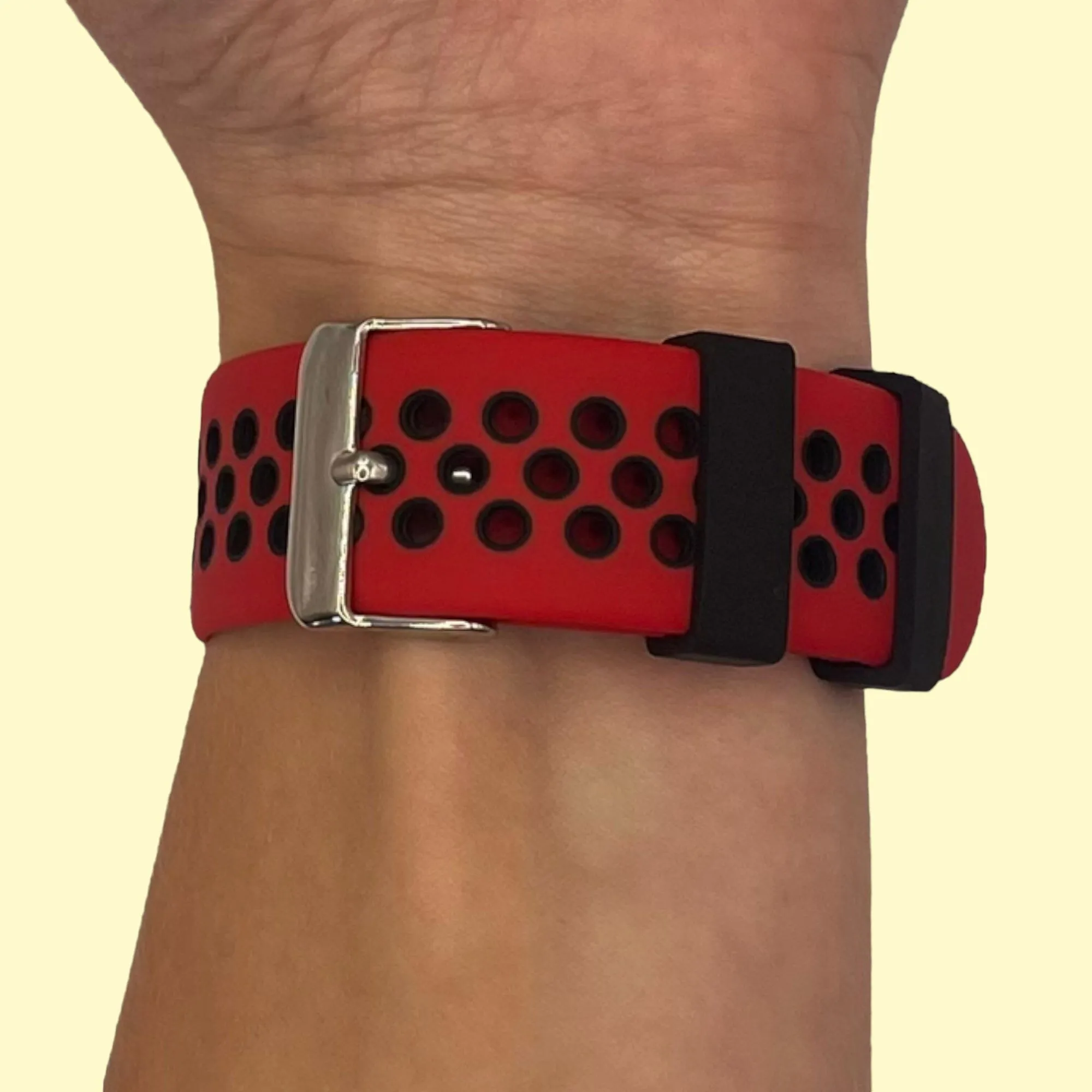 Silicone Sports Straps Compatible with the Fitbit Charge 6