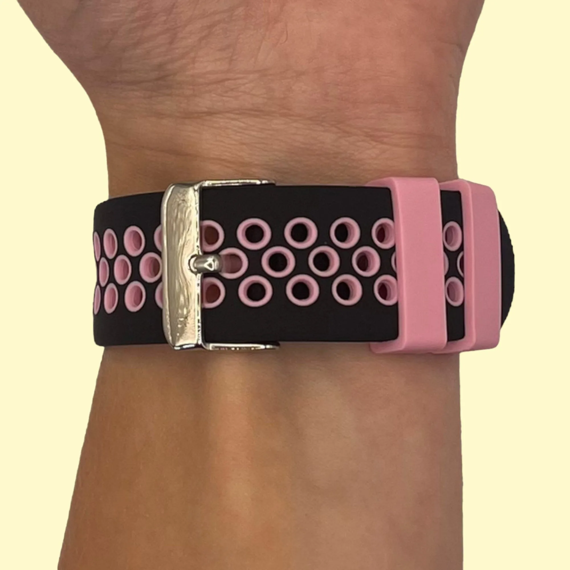 Silicone Sports Straps Compatible with the Fitbit Charge 6