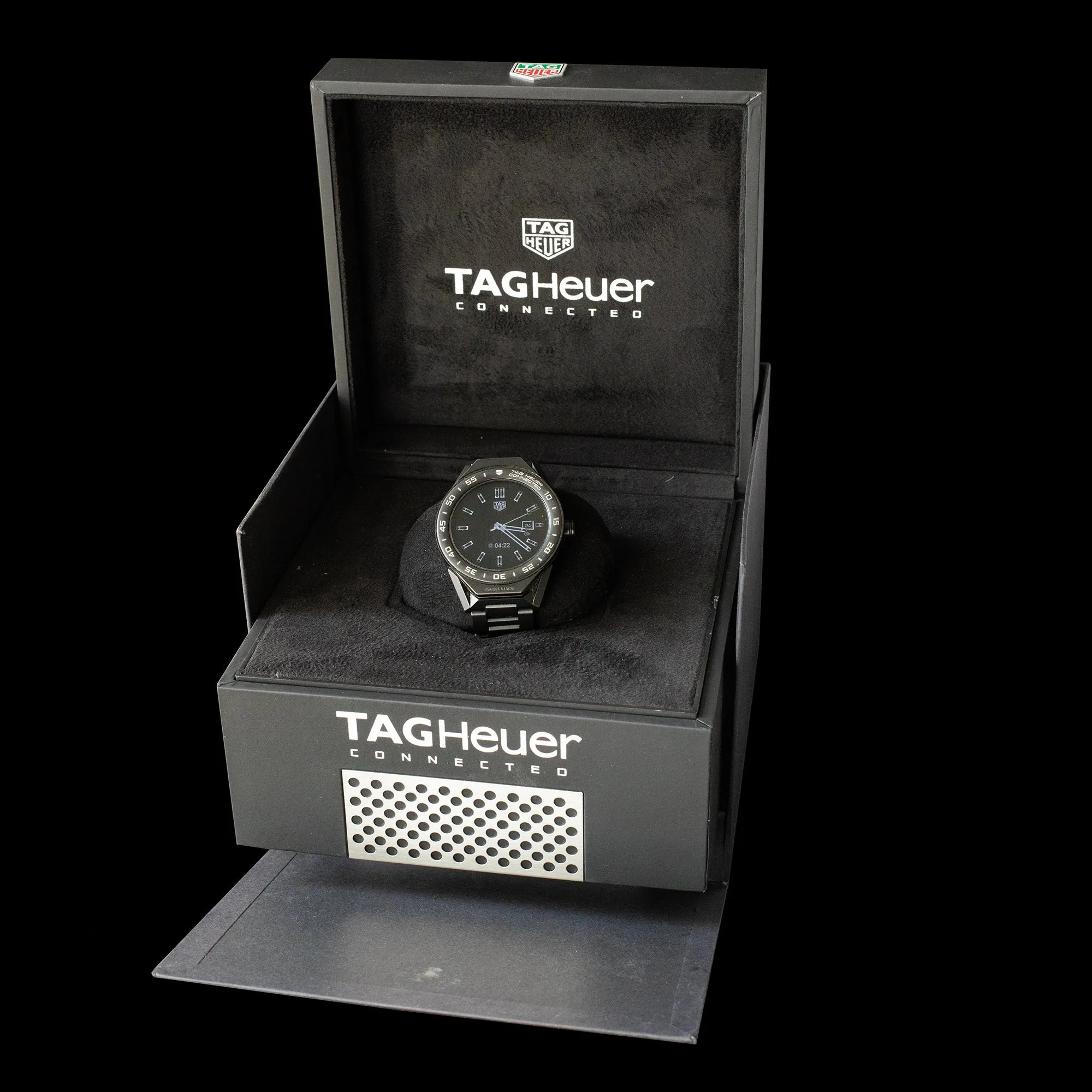 TAG Heuer - 2017 Connected Modular 45 Smartwatch